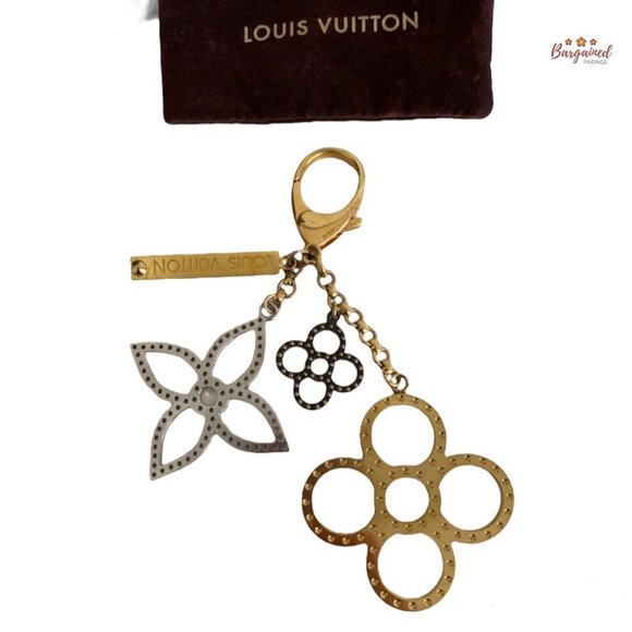 Authentic LOUIS VUITTON Goldtone Tapage Key Holder And Bag Charm - Picture 5 of 12